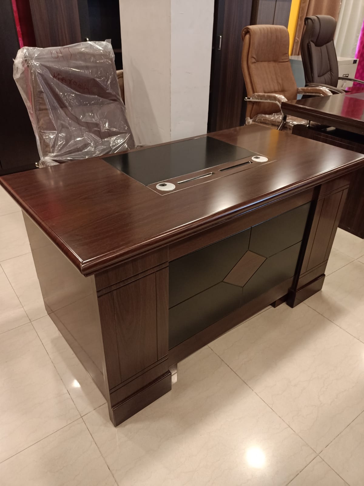 PROFURN 802 Executive Table - Office Table | JFA